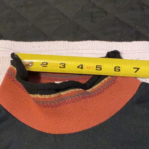 Bobbie Brooks collection black sweater with design size small - Picture 11 of 15